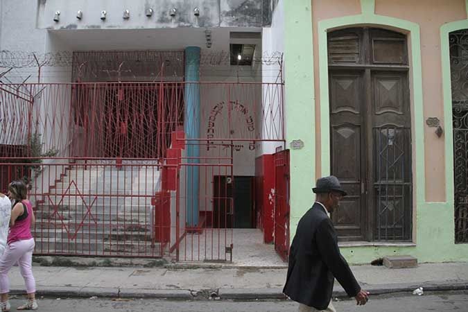 adath-israel-synagogue-havana-cuba