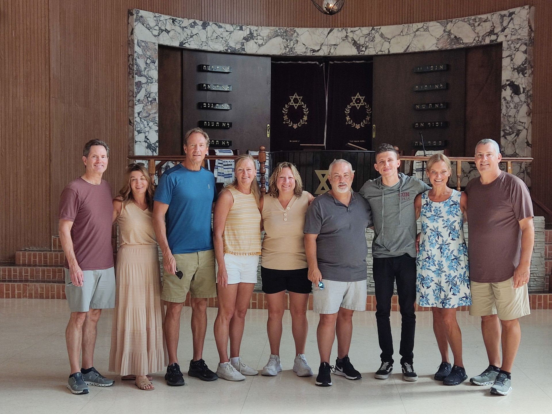 Visitors in the Havana Synagogue Tour